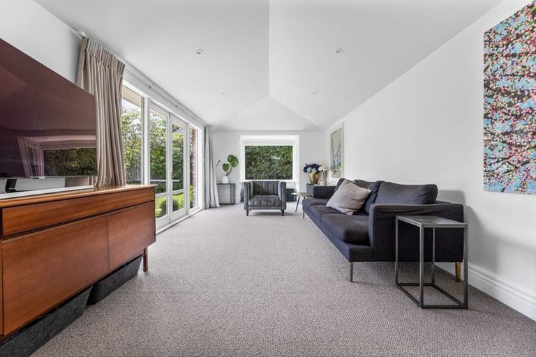 Photo of property in 40 Weka Street, Fendalton, Christchurch, 8041