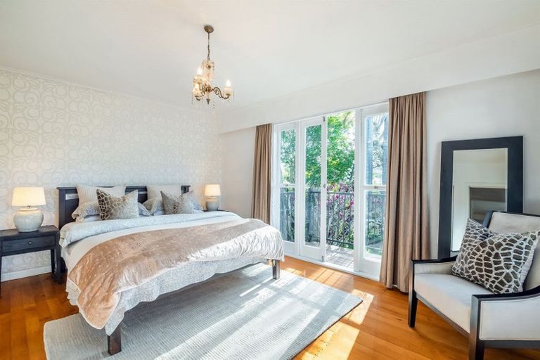 Photo of property in 2 Aotearoa Terrace, Murrays Bay, Auckland, 0630