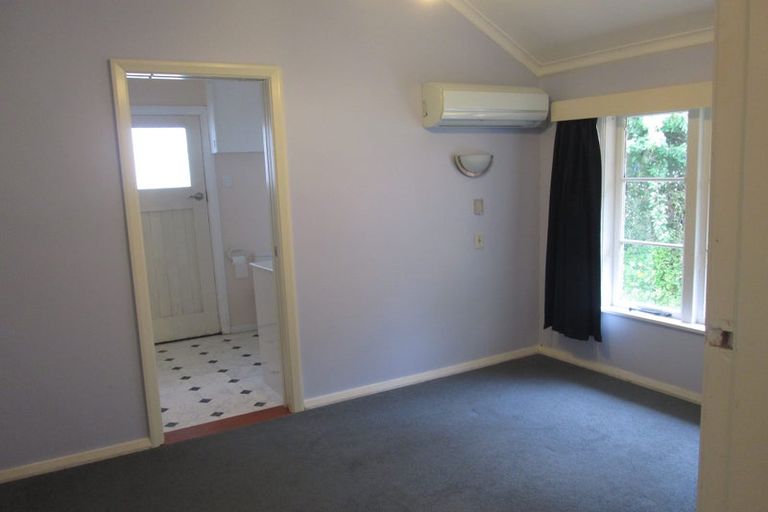 Photo of property in 49 Ponsonby Road, Karori, Wellington, 6012