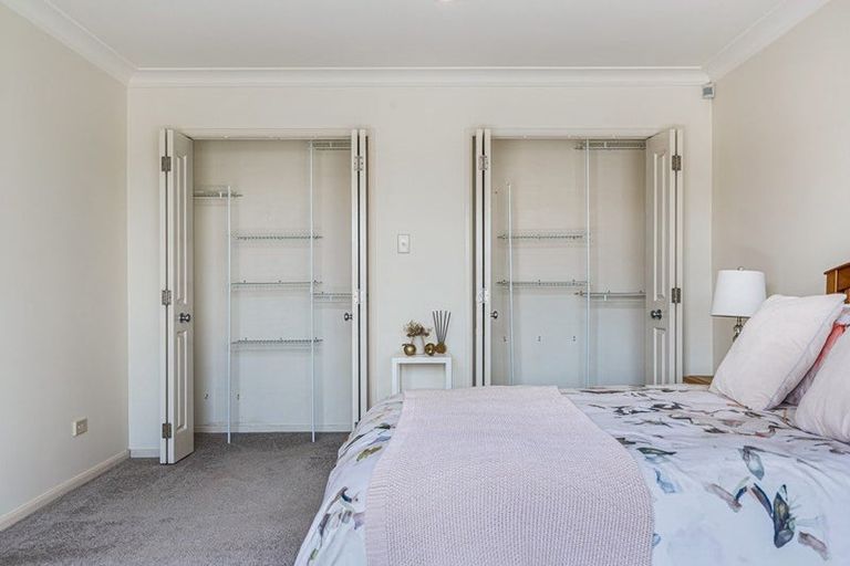 Photo of property in 1/12 Richards Avenue, Forrest Hill, Auckland, 0620