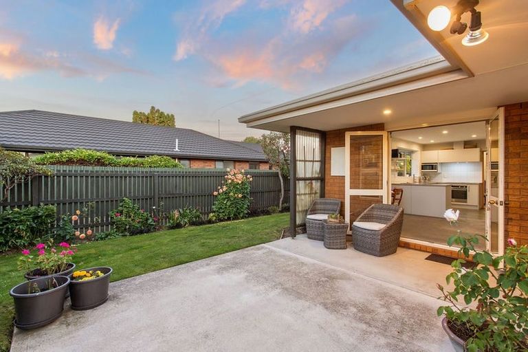 Photo of property in 2/26 Studholme Street, Somerfield, Christchurch, 8024