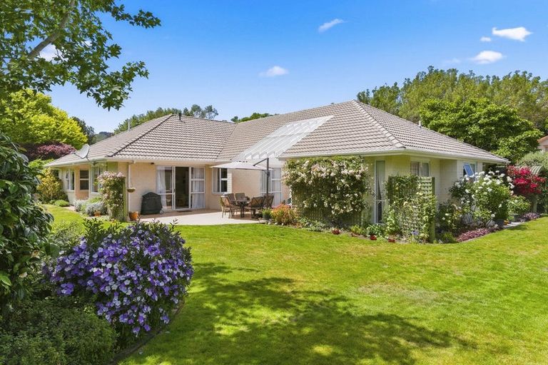 Photo of property in 9 Maple Lane, Waikanae, 5036