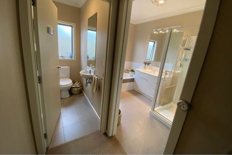 Photo of property in 98 Russell Robertson Drive, Havelock North, 4130