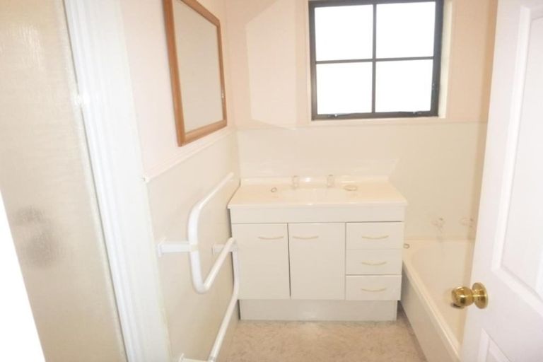 Photo of property in 14a Holdsworth Avenue, Trentham, Upper Hutt, 5018