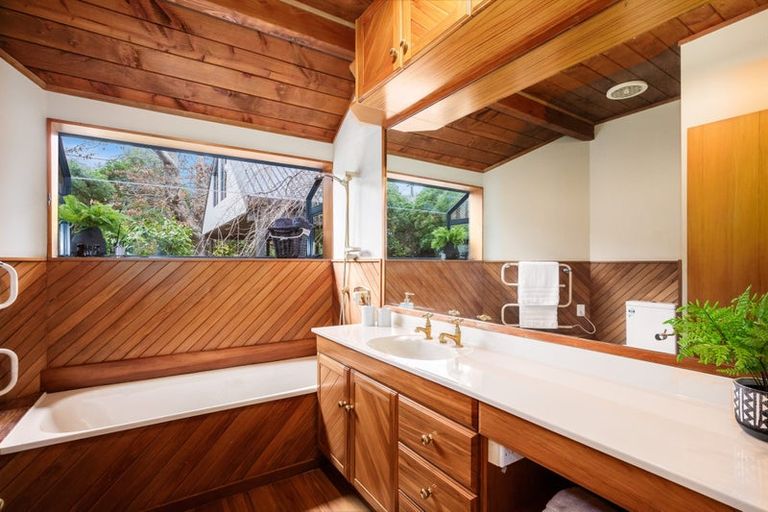 Photo of property in 63 Plateau Road, Te Marua, Upper Hutt, 5018