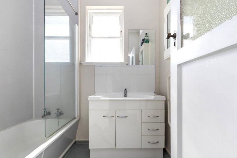 Photo of property in 15 Centennial Avenue, Riccarton, Christchurch, 8041