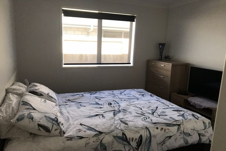 Photo of property in 37 Piata Street, Papamoa Beach, Papamoa, 3118