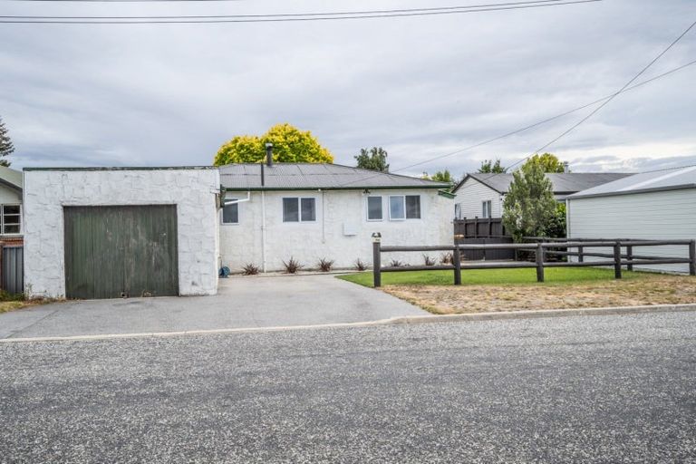 Photo of property in 30 Brandon Street, Alexandra, 9320