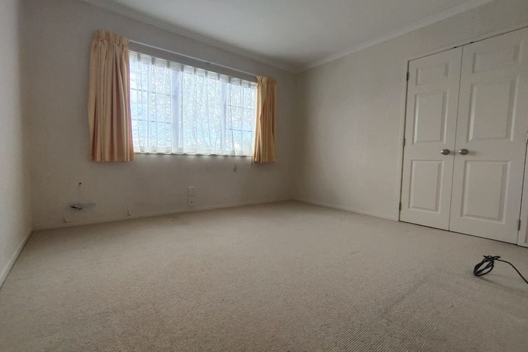 Photo of property in 6 Belsera Court, Northpark, Auckland, 2013