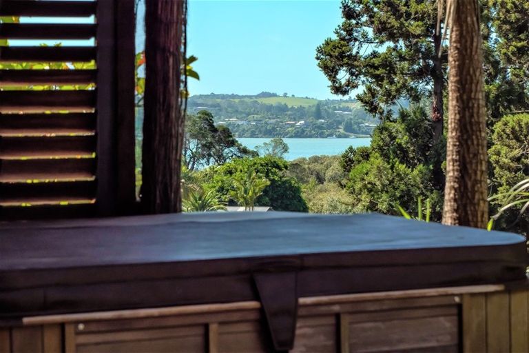 Photo of property in 84 Edmonds Road, Kerikeri, 0293