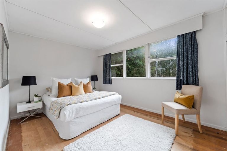 Photo of property in 1/80a Park Rise, Campbells Bay, Auckland, 0630