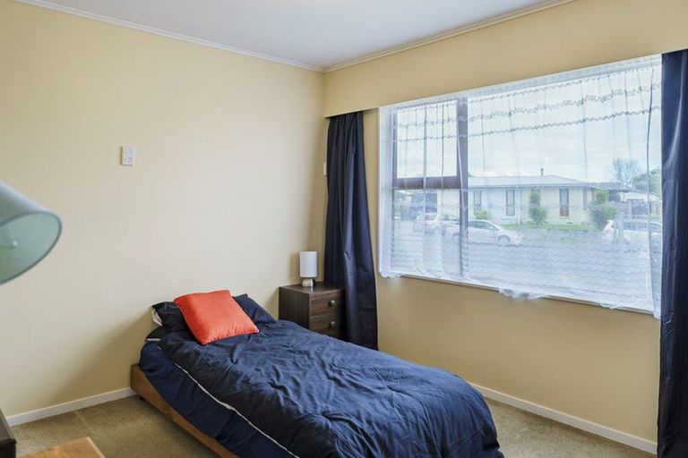 Photo of property in 28 Walton Way, Flaxmere, Hastings, 4120