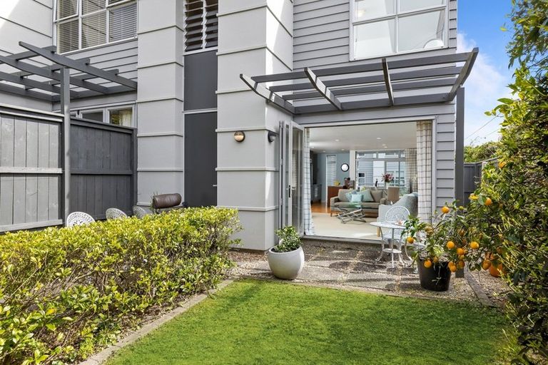 Photo of property in Habitat Apartments, 1/31 Byron Avenue, Takapuna, Auckland, 0622