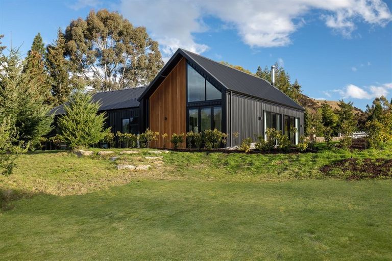 Photo of property in 509 Aubrey Road, Wanaka, 9305