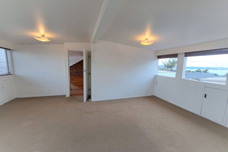 Photo of property in 19 Balmain Road, Birkenhead, Auckland, 0626