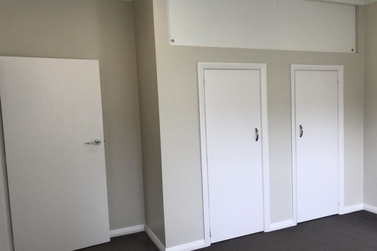 Photo of property in 23 Allington Road, Karori, Wellington, 6012