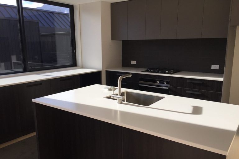 Photo of property in 5 Kokako Lane, Jacks Point, Queenstown, 9371