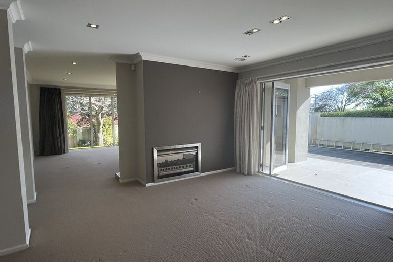 Photo of property in 71 Winara Avenue, Waikanae, 5036