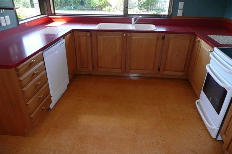 Photo of property in 6 Omega Place, Parkvale, Hastings, 4122