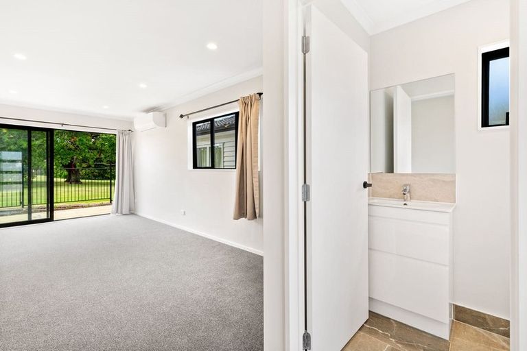 Photo of property in 20a Blanche Way, Half Moon Bay, Auckland, 2012