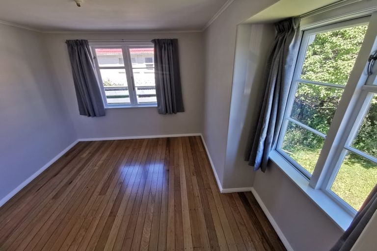 Photo of property in 9 Harris Street, Naenae, Lower Hutt, 5011