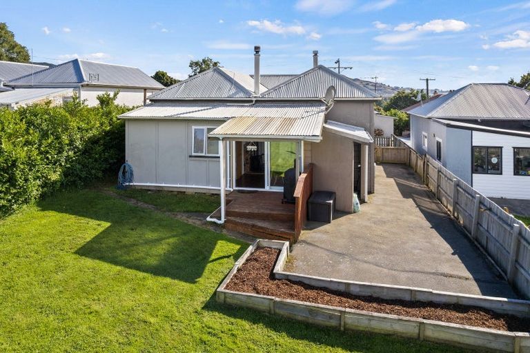 Photo of property in 17 Beresford Street, Kaikorai, Dunedin, 9010