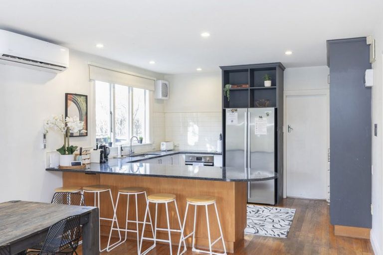 Photo of property in 31 Office Road, Merivale, Christchurch, 8014