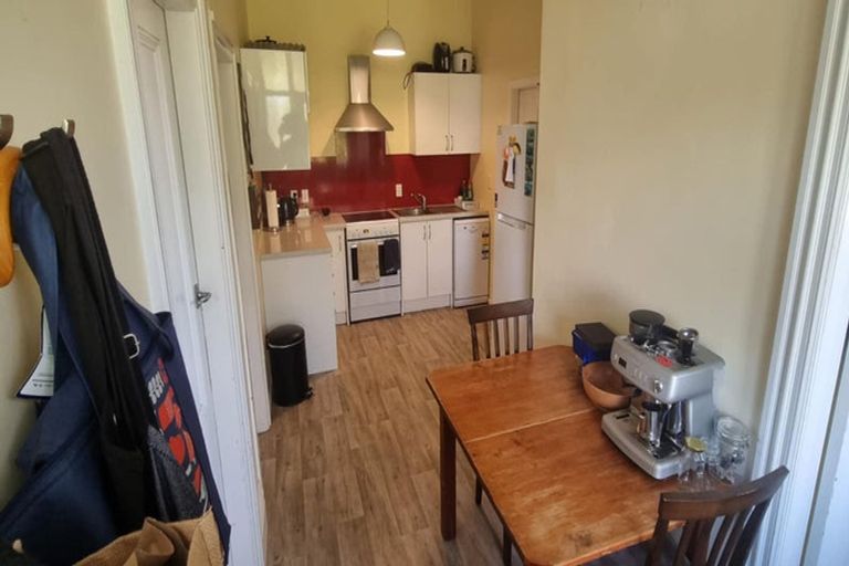 Photo of property in 196 Glenmore Street, Northland, Wellington, 6012