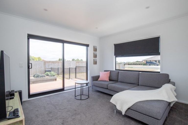 Photo of property in 21 Costello Drive, Ngatea, 3503