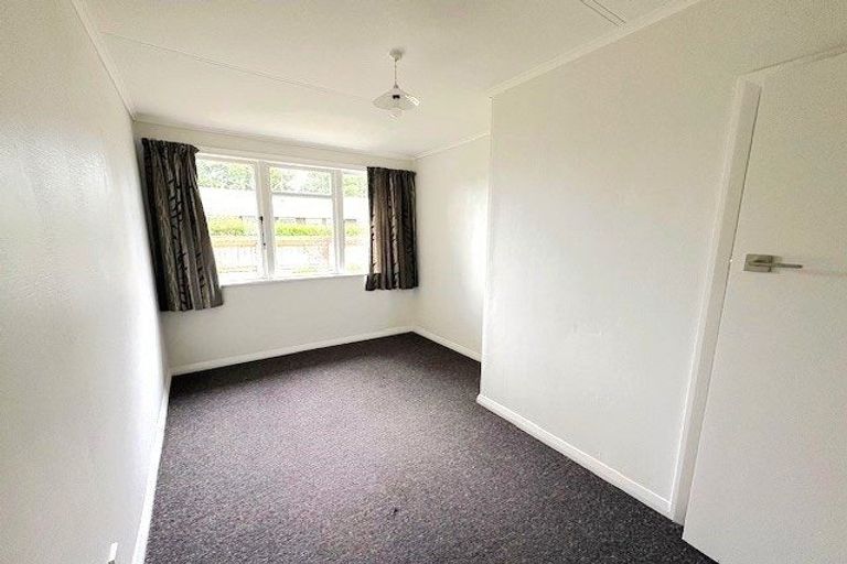 Photo of property in 75 Heretaunga Street, Palmerston North, 4414