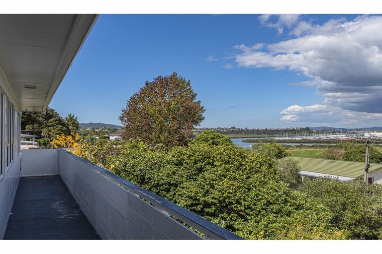 Photo of property in 25 Tanekaha Drive, Parahaki, Whangarei, 0112