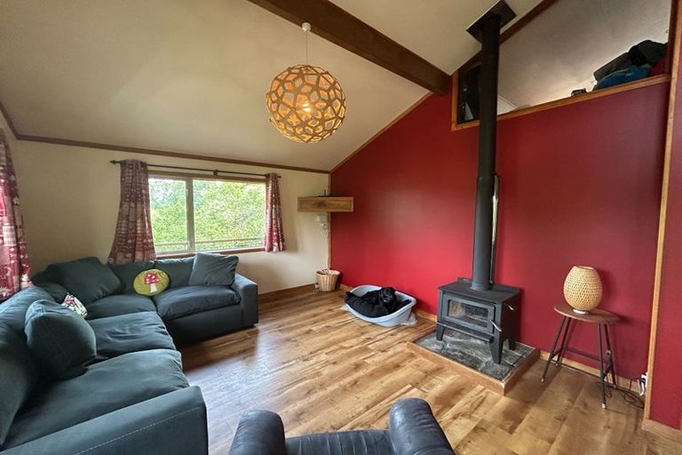 Photo of property in 42 Charles Court, Lake Hawea, Wanaka, 9382