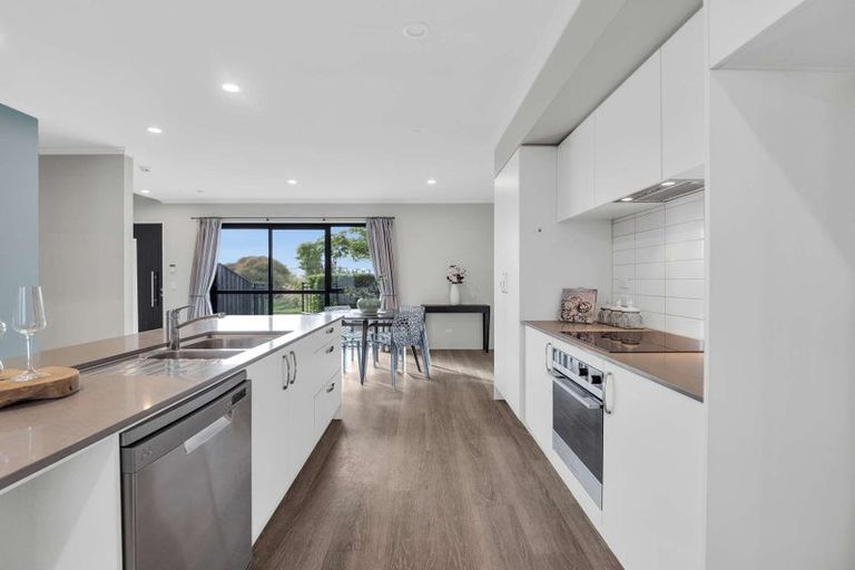 Photo of property in 24 Brian Keogh Lane, Wigram, Christchurch, 8025