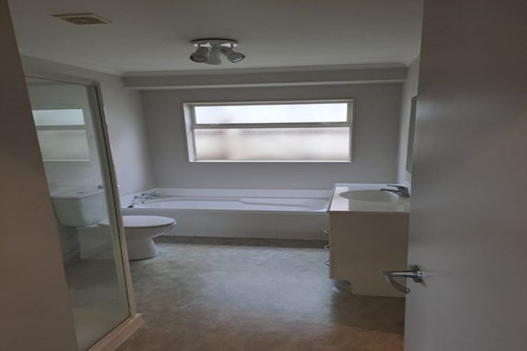 Photo of property in 36 Elan Place, Stanmore Bay, Whangaparaoa, 0932