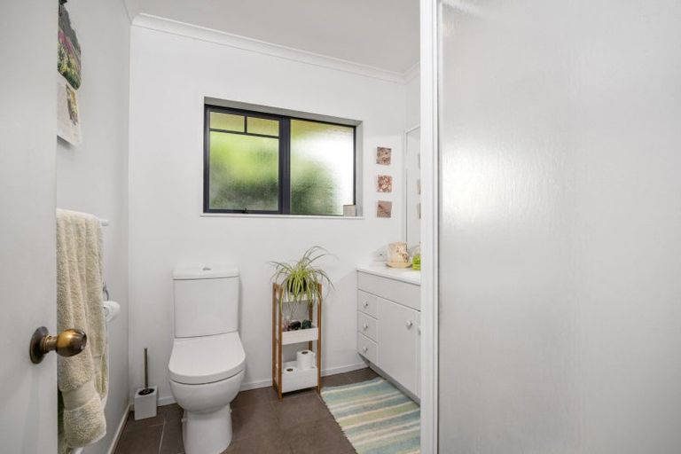 Photo of property in 10 Finlayson Place, Welcome Bay, Tauranga, 3112