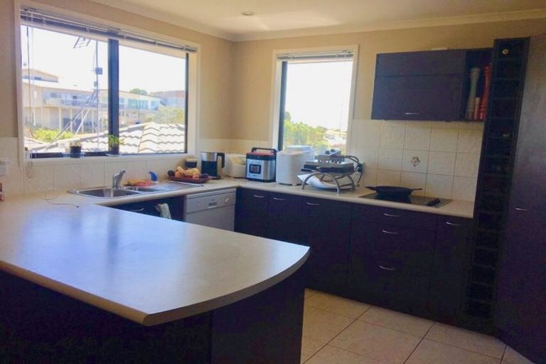 Photo of property in 1 Gulf Harbour Drive, Gulf Harbour, Whangaparaoa, 0930