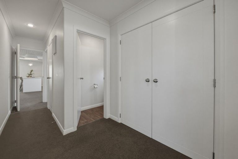 Photo of property in 30 Angela Place, Kinloch, Taupo, 3377