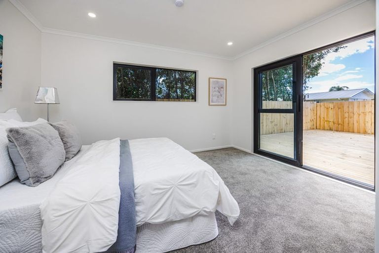 Photo of property in 16e Friesian Drive, Mangere, Auckland, 2022