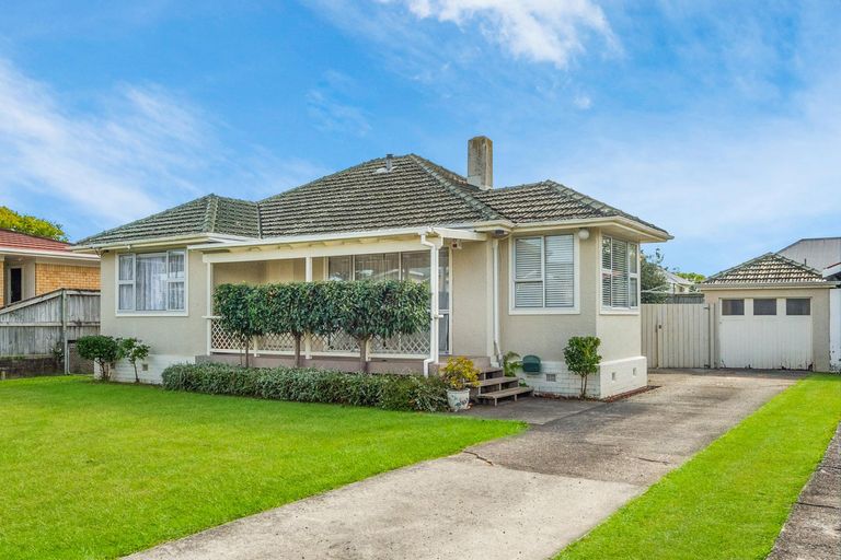 Photo of property in 15 Osborne Avenue, Morrinsville, 3300