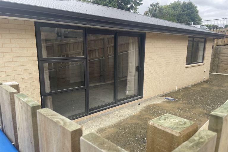 Photo of property in 1/35a Regent Street, West End, Timaru, 7910