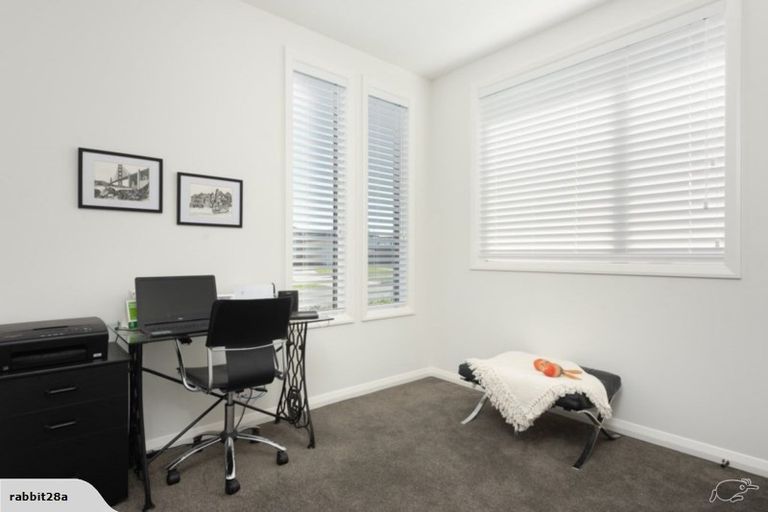 Photo of property in 39 Kahuparere Crescent, Pyes Pa, Tauranga, 3112