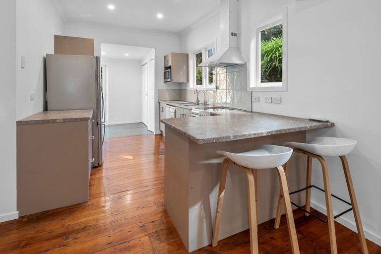 Photo of property in 75 Hatea Drive, Regent, Whangarei, 0112