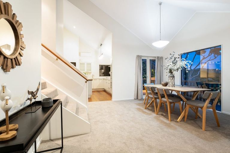 Photo of property in 5 Furneaux Grove, Whitby, Porirua, 5024