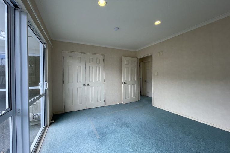 Photo of property in 1 Borris Close, East Tamaki, Auckland, 2016