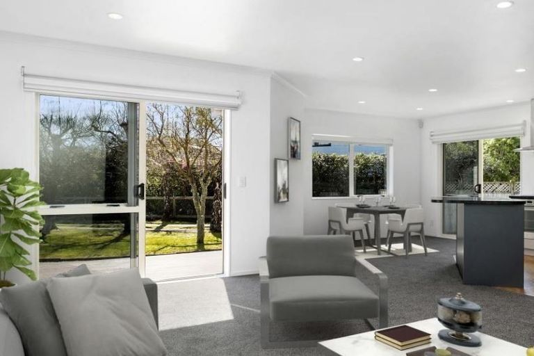 Photo of property in 2/31 Stanley Street, Wharewaka, Taupo, 3330