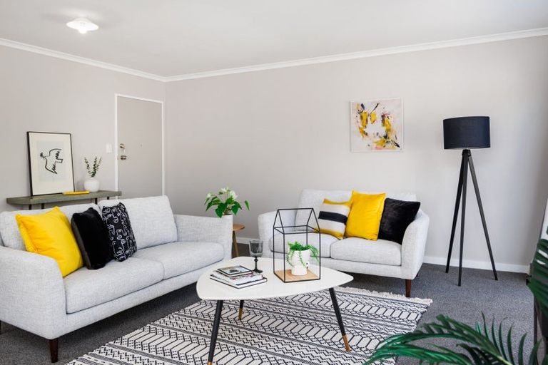 Photo of property in 24a Dorset Crescent, Hokowhitu, Palmerston North, 4410