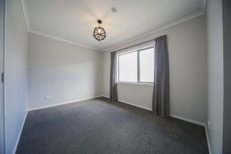 Photo of property in 24 Poplar Grove, Feilding, 4702