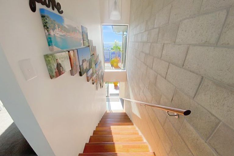 Photo of property in 156 Major Hornbrook Road, Mount Pleasant, Christchurch, 8081