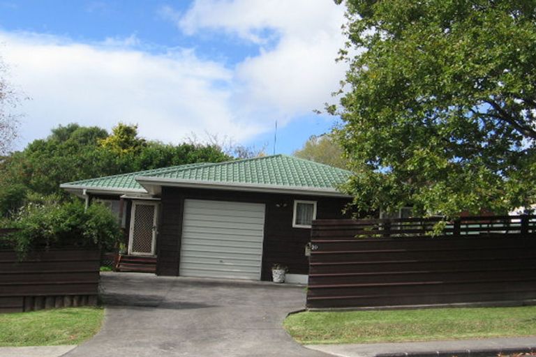 Photo of property in 20 Captain Scott Road, Glen Eden, Auckland, 0602