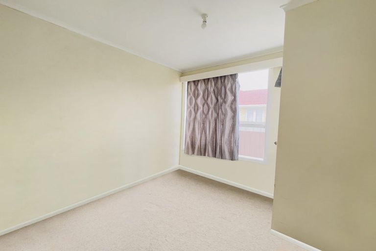 Photo of property in 40 Birdwood Avenue, Papatoetoe, Auckland, 2025
